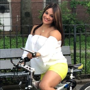 Meet your Posher, Ramona